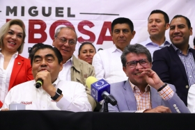 Ricardo Monreal reitera amistad y acompañamiento, “admiramos al candidato Barbosa por su actitud&quot;