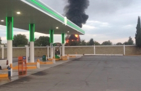 Al interior se consumió una pipa cargada con combustible   