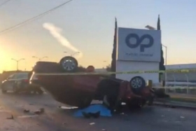 No ten&iacute;a puesto el cintur&oacute;n de seguridad y termin&oacute; en el asfalto tras volcadura  