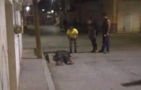 Vecinos se resguardaron en sus viviendas tras la detonaci&oacute;n de armas 