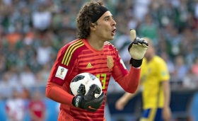 Guillermo Ochoa.