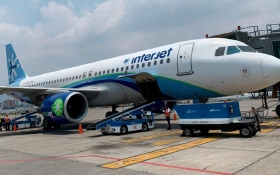 Estalla huelga en Interjet, trabajadores exigen pago de sueldos