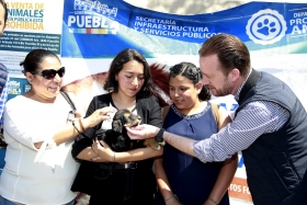 Asistió a la Jornada de Adopción de Perros y Gatos en la zona de Analco