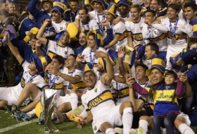 Los Xeneizes levantaron un título más.