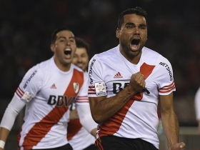 Los de River vencieron 2-0 a los paraguayos.