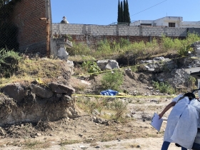 Vecinos de la zona llegaron al sitio para saber si se trata de algún familiar