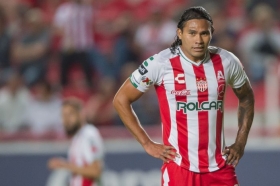 Carlos &ldquo;Gullit&rdquo; Pe&ntilde;a 