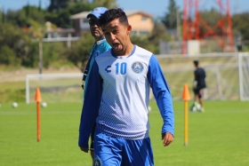 Hobbit Berm&uacute;dez entren&oacute; con el plantel y se pone en forma para recuperar su nivel