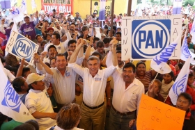 Tony Gali garantiza el bienestar de la ni&ntilde;ez de Nopalucan